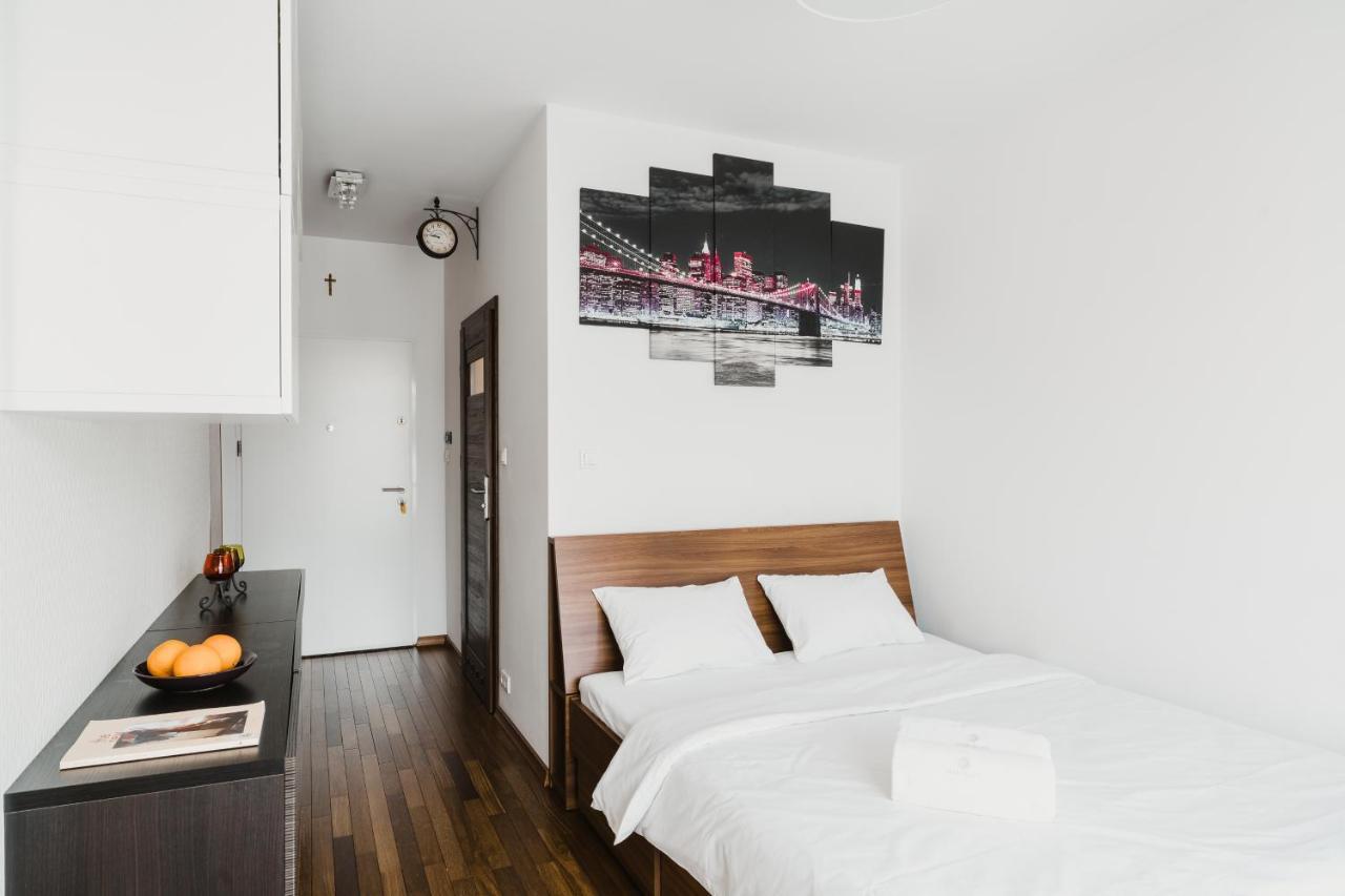 Kolejowa Aparthotel Varşova Dış mekan fotoğraf